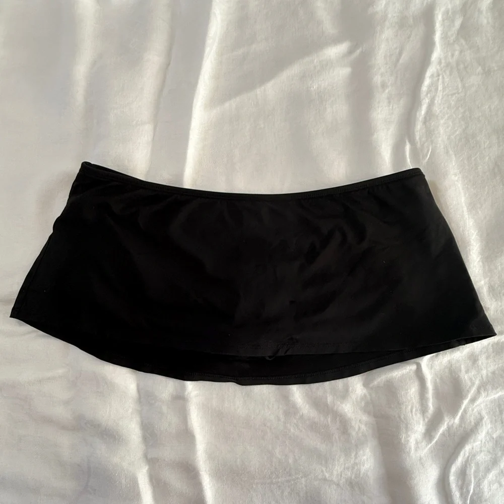 La Blanca Swim Skirt Black Bottom 8 - Picture 1 of 10